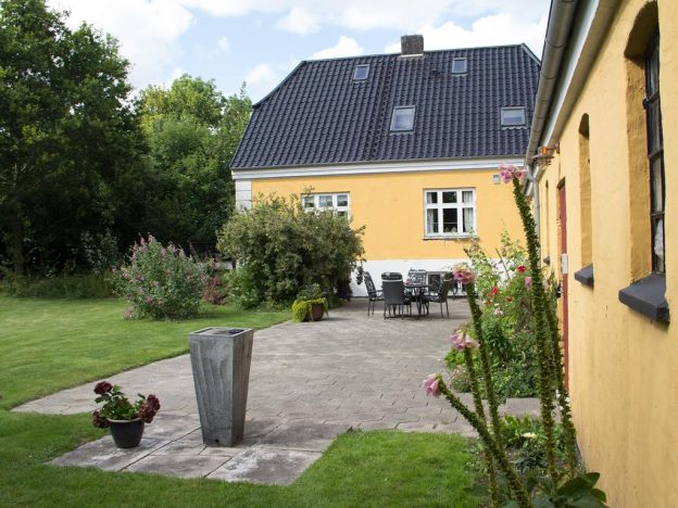 B&B Bed and Breakfast Otterup Murermester Madsens Villa Ørritslev Gade 31 5450 Fyn